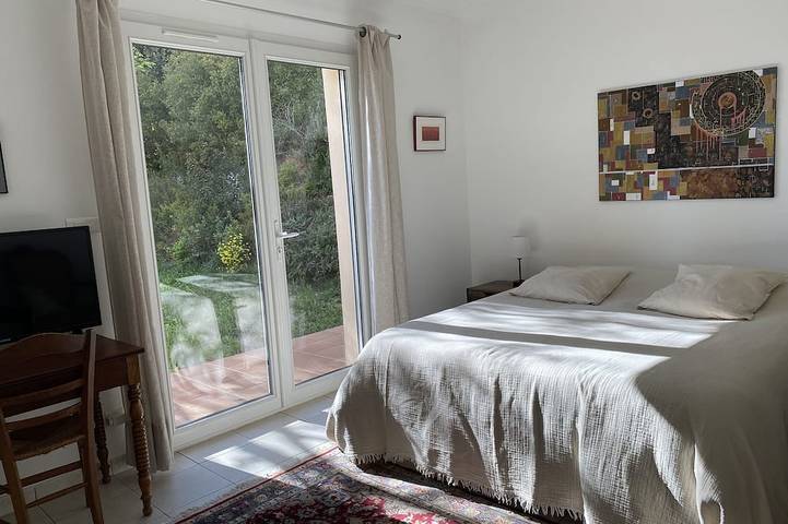 Location de vacances pour 4 personnes, avec terrasse et jardin à Meyreuil - 3