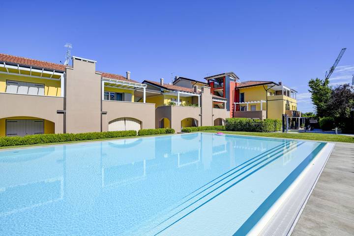 Appartamento per 5 persone, con giardino e terrazza a San Benedetto (Peschiera del Garda)