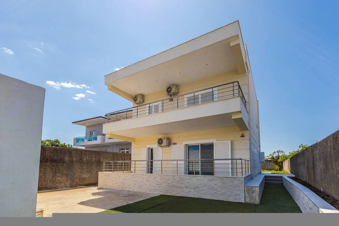 Charming Townhouse | Shkodër Central Stay in Shkodër