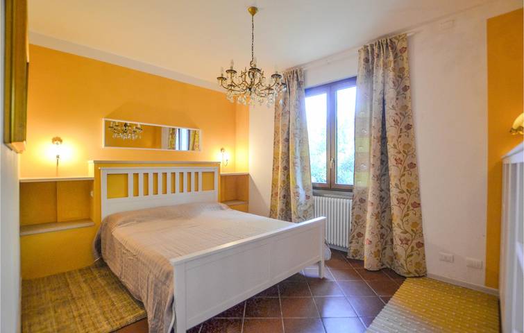Appartamento intero, Spazioso appartamento di 100 metri quadri con parcheggio, giardino e internet in Anghiari, Valtiberina
