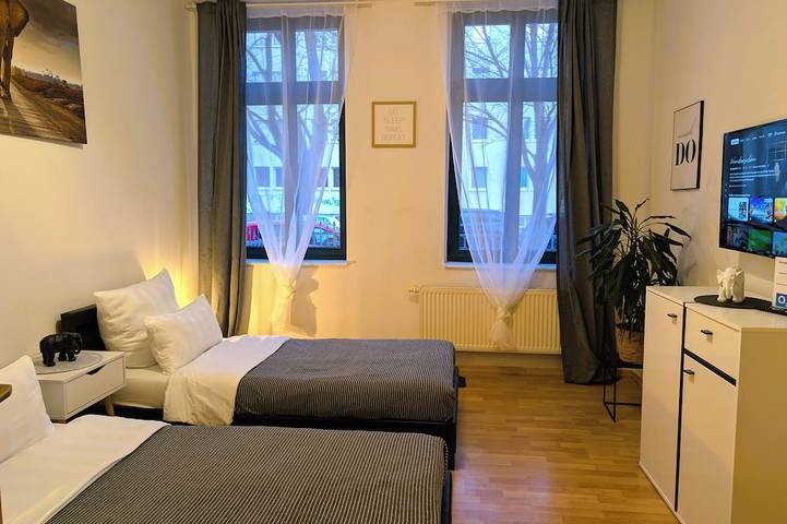 Apartamento entero, CaSa Apartment East Field - 5 beds, family-friendly, fully equipped in Magdeburgo, Elbe-Börde-Heide