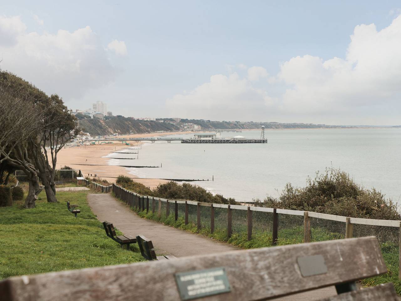 Entire apartment, The Anchorage in Bournemouth, South West England