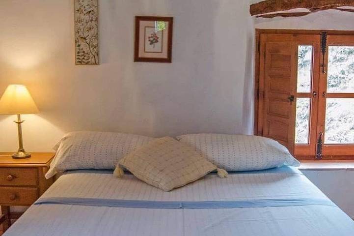 Spectacular villa South of Spain sleeps 10 in Canillas de Aceituno, Cordillera Penibética