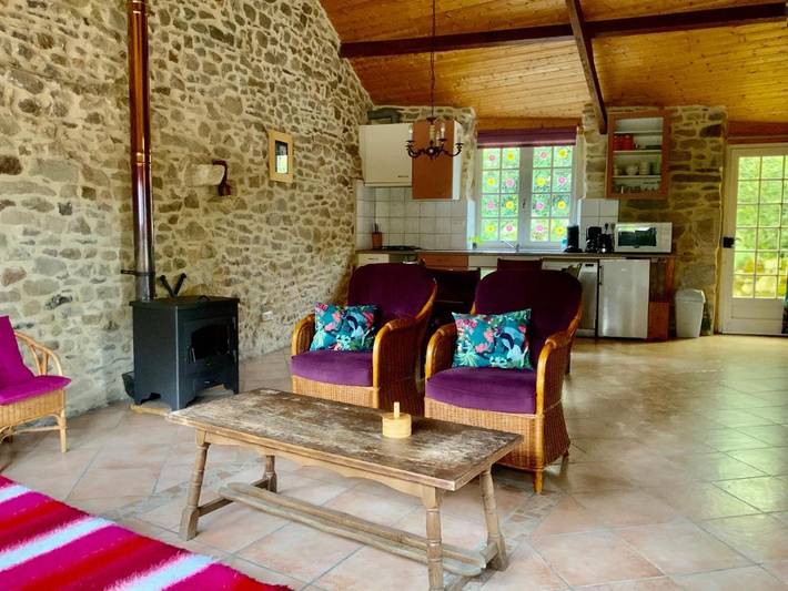 Location de vacances pour 4 personnes, avec jardin ainsi que piscine et vue, animaux acceptés dans Sousceyrac-en-Quercy - 3