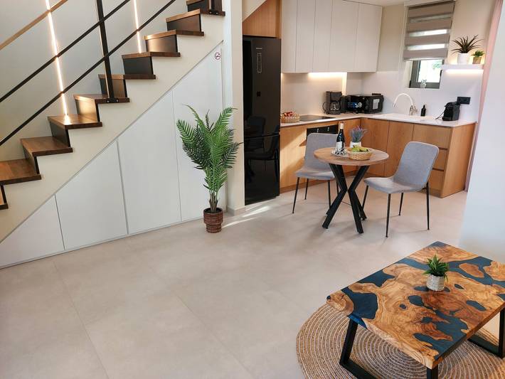 Geheel appartement, Vakantieappartement voor 4 personen met tuin in Rethymno en omgeving