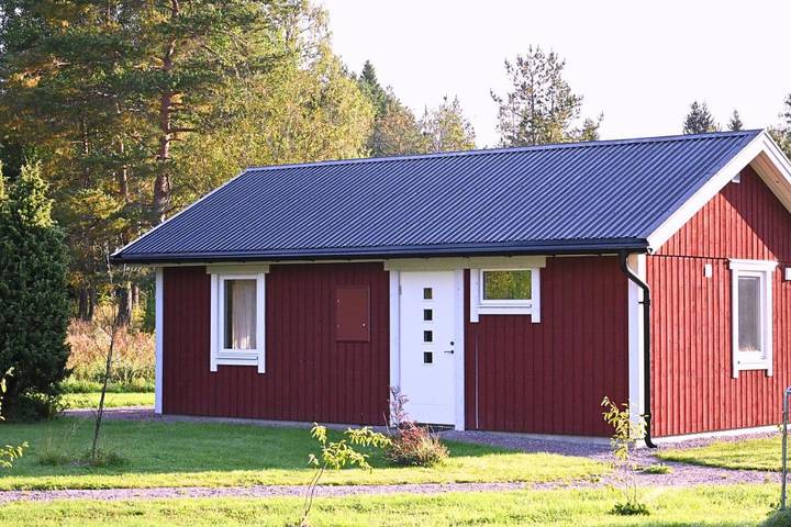 Hus för 4 Personer, med trädgård samt utsikt och pool och bastu, med husdjur i Uppsala