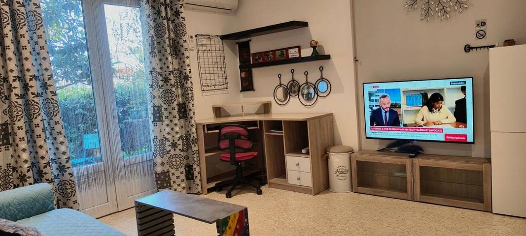 Gîte pour 4 personnes, avec piscine ainsi que jardin et vue, animaux acceptés à Castelnau-le-Lez - 4