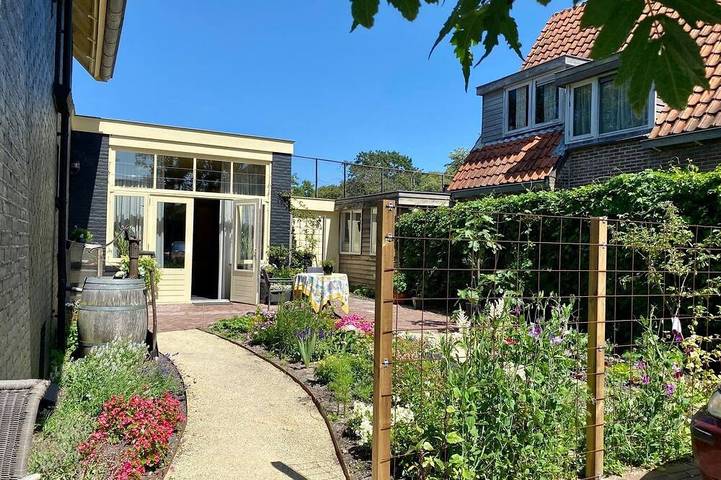 Vakantiewoning voor 2 personen, met terras en tuin in Bergen (Noord-Holland)