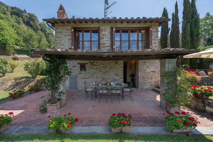 Location de vacances pour 10 personnes, avec jardin et jacuzzi à Dicomano - 4