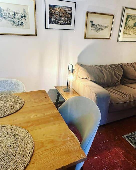 Gîte pour 3 personnes, avec balcon et vue dans Sentier des Ocres - 4