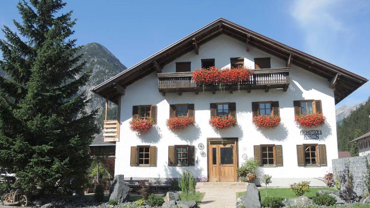 Double Room in Alpes de Lechtal, Bach