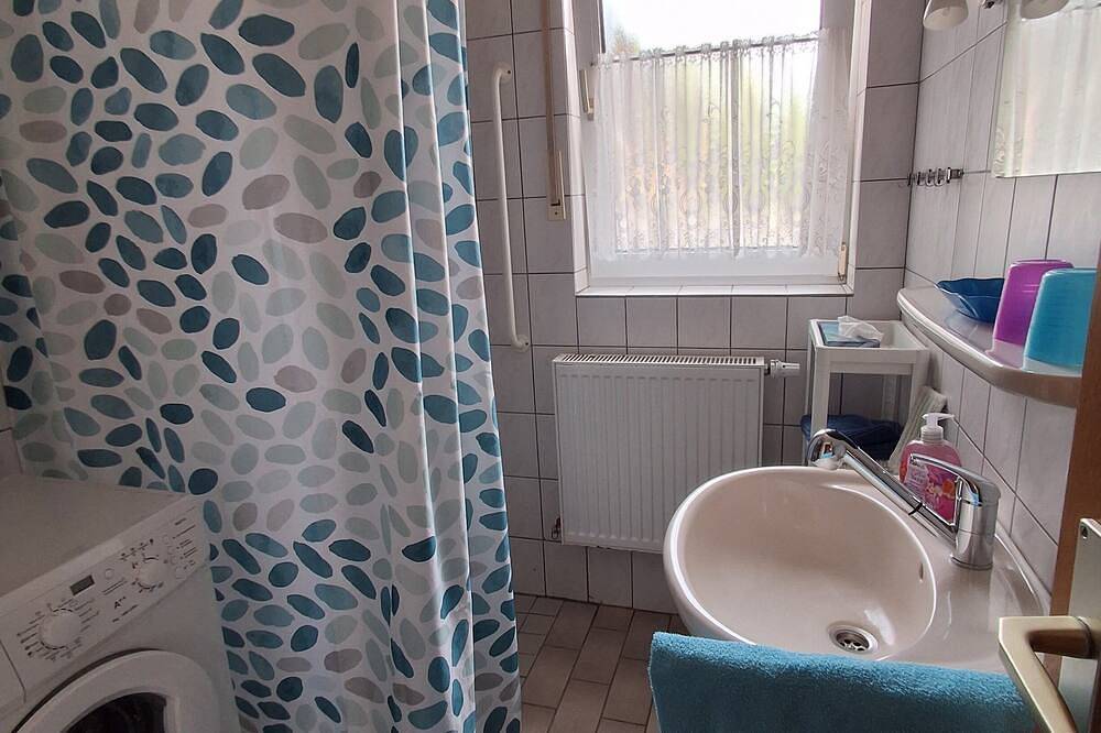 Ganze Wohnung, Gemütliche, ruhige Fewo (65 qm) im Zentrum Großefehn, mitten in Ostfriesland. in Großefehn, Landkreis Aurich