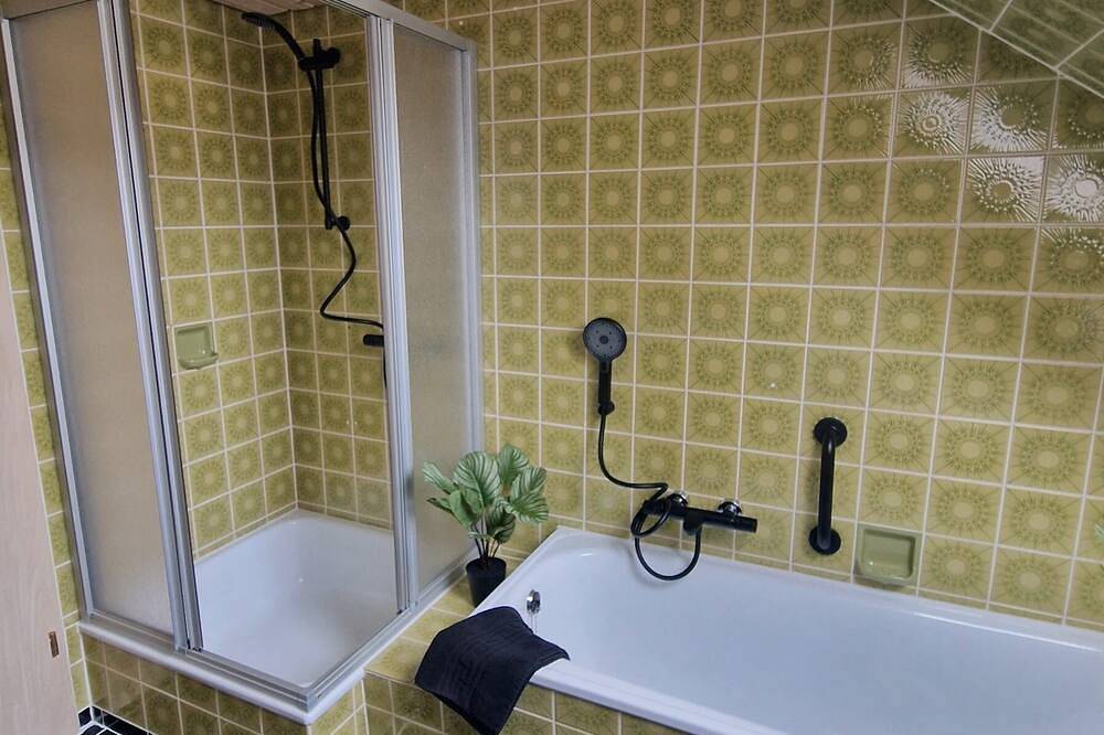 Ganze Wohnung, Ferienwohnung zur Eisengrube in Bitz, Neckar-Alb