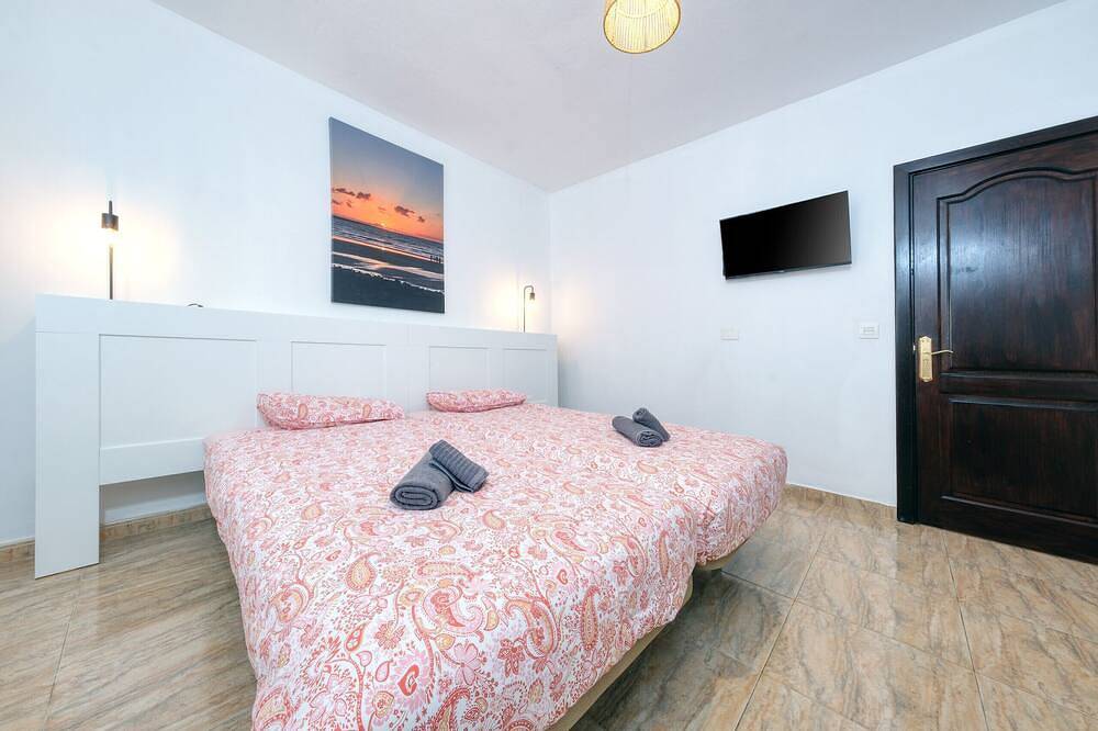 Casa Nopasanada: habitación La Gomera con baño privado exterior in Tinajo, Timanfaya