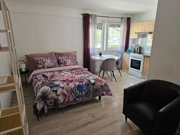 Ferienwohnung für 2 Personen, mit Terrasse und Ausblick - 1