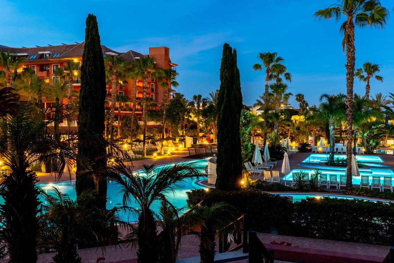 Puerto Antilla Grand Hotel in Urbasur, Lepe