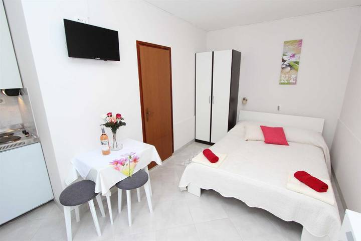 Studio für 2 Personen, mit Balkon/Terrasse und Terrasse in Rovinj