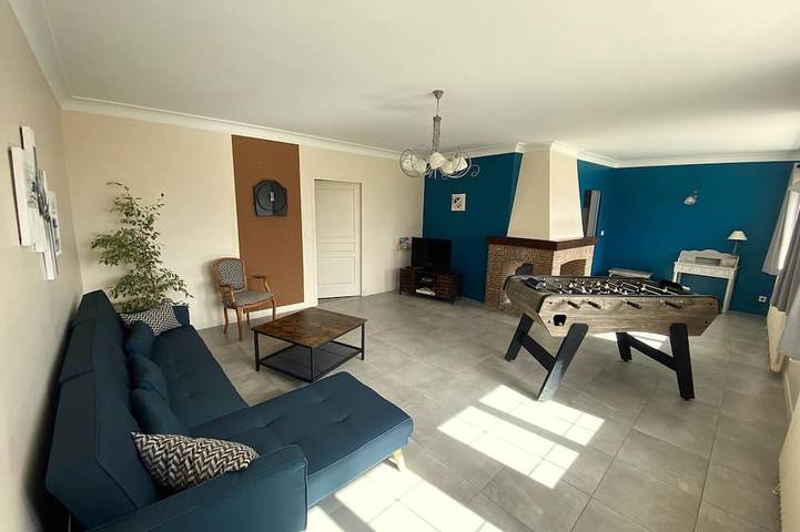 Gîte pour 14 personnes, avec jardin et piscine - 1