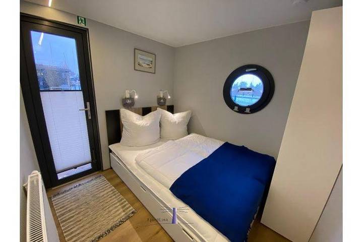 Boot für 6 Personen, mit Sauna und Ausblick sowie Terrasse, mit Haustier in Barth - 3