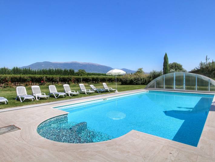 Location de vacances pour 10 personnes, avec piscine, adapté aux familles à Assise - 2