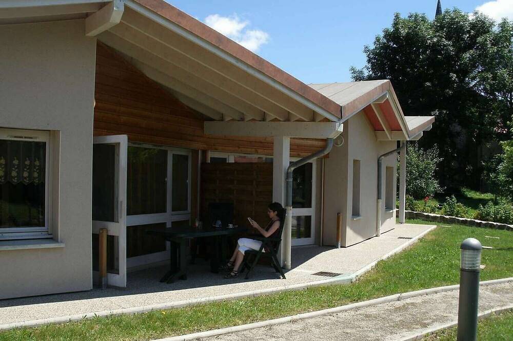 Appartement entier, Location de gîtes touristiques et gîte d'étape Valprivas in Valprivas, Haute-Loire