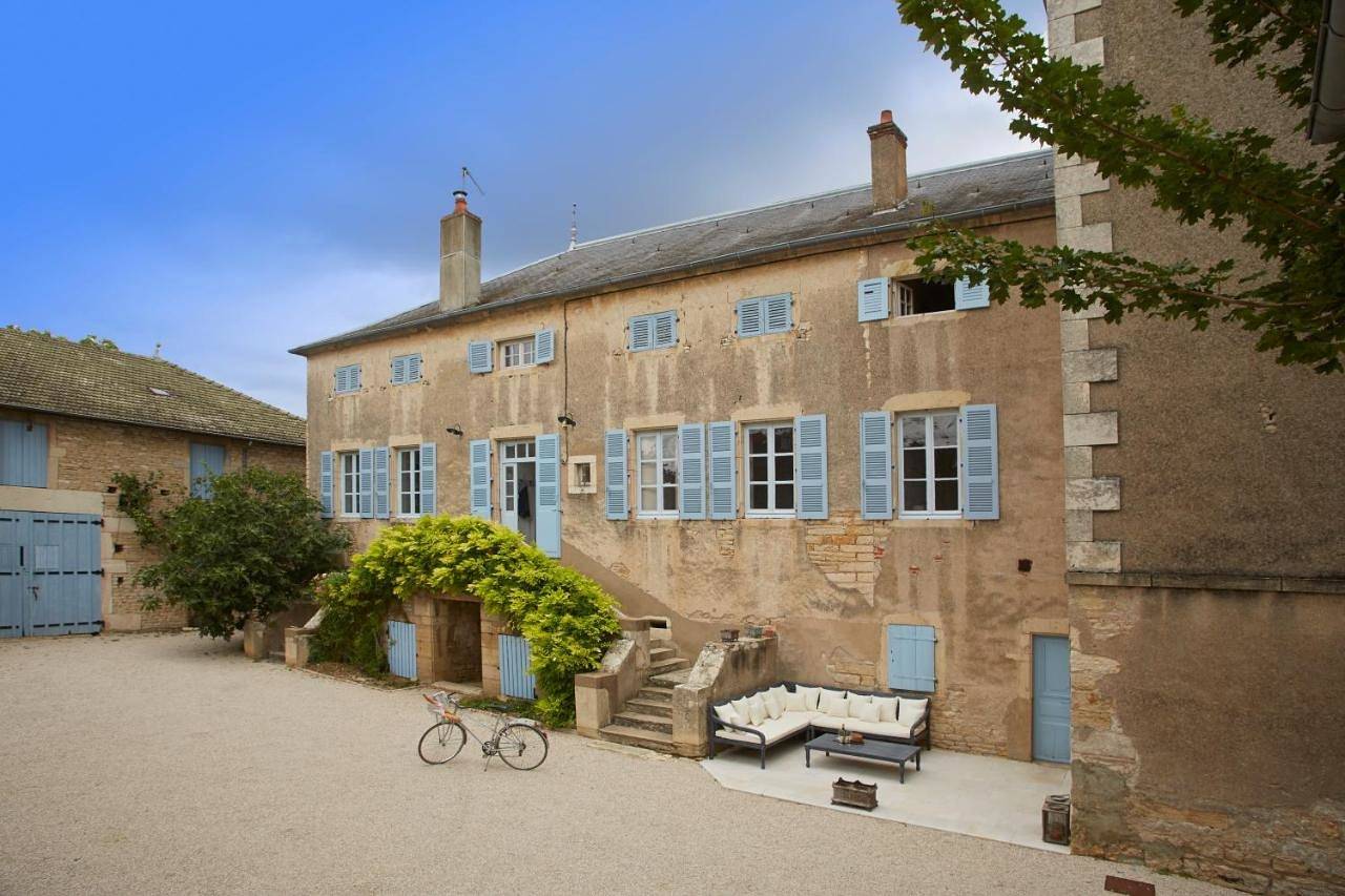Six-Bedroom House in Rully, Région de Chalon-sur-Saône