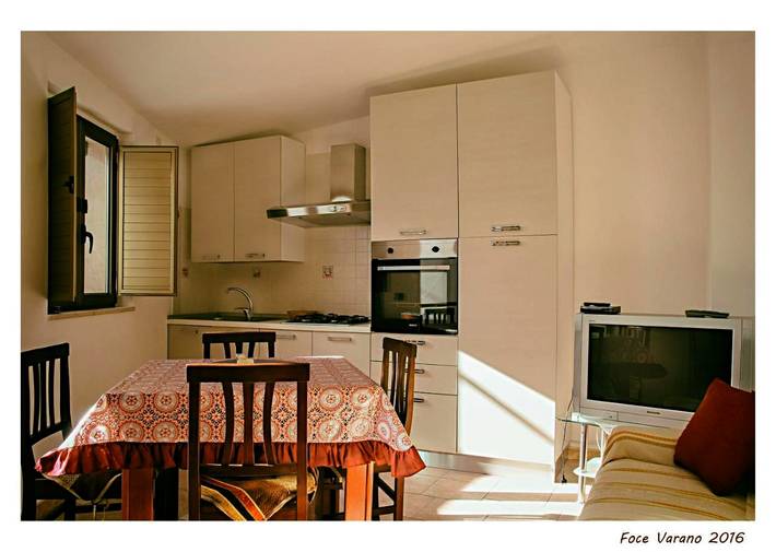 Casa vacanza per 7 persone, con Balcone e Terrazza nonché Panorama a Foce Varano