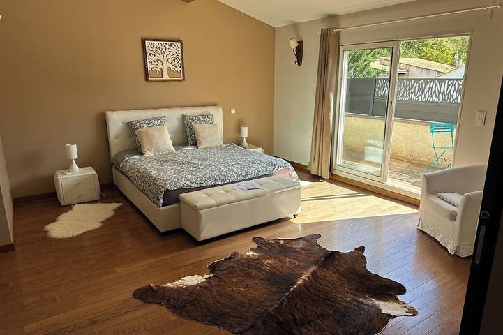 Location de vacances pour 9 personnes, avec jacuzzi à Forcalqueiret - 2