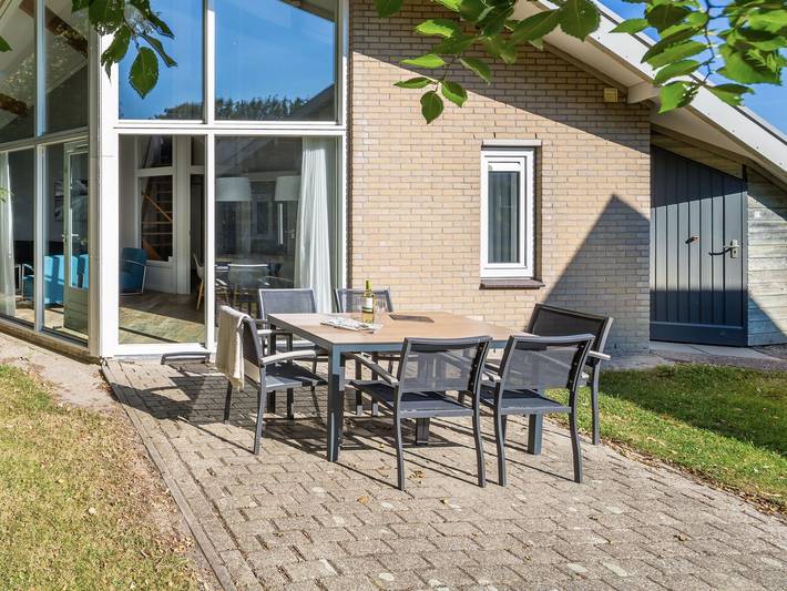 Ferienhaus für 5 Personen, mit Terrasse und Garten in Domburg