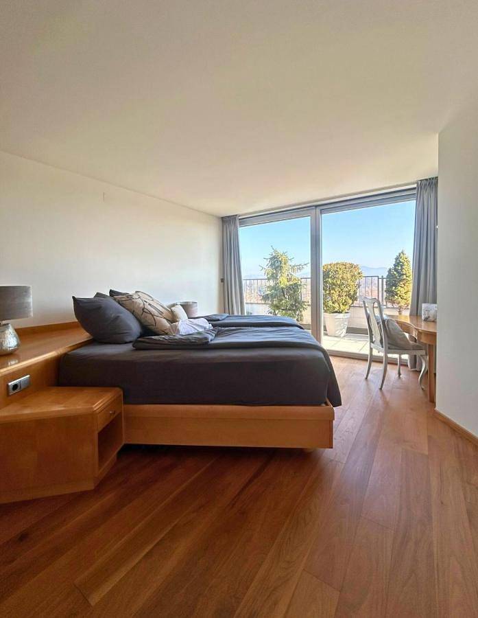 Ferienwohnung für 10 Personen, mit Terrasse und Ausblick sowie Sauna in Freilassing - 4