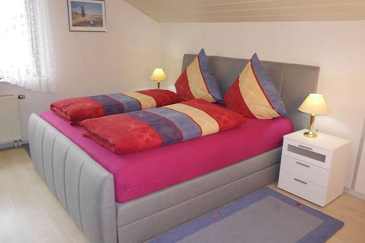 Ferienwohnung für 5 Personen, mit Balkon und Pool sowie Garten in Roßhaupten - 2