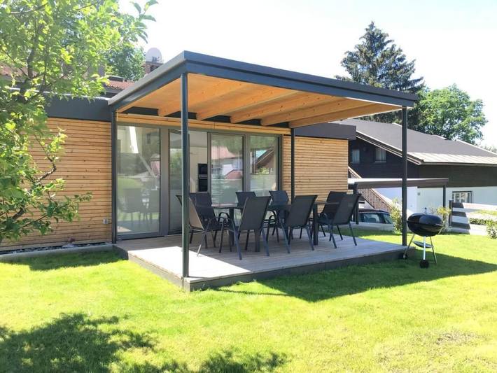 Ferienhaus für 10 Personen, mit Terrasse und Garten am Wörthersee