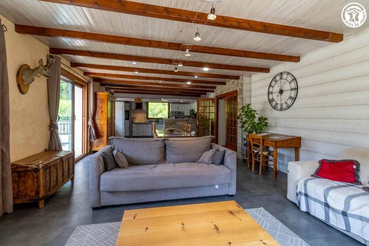 Gîte pour 6 personnes, avec terrasse et piscine, animaux acceptés à Termignon - 4