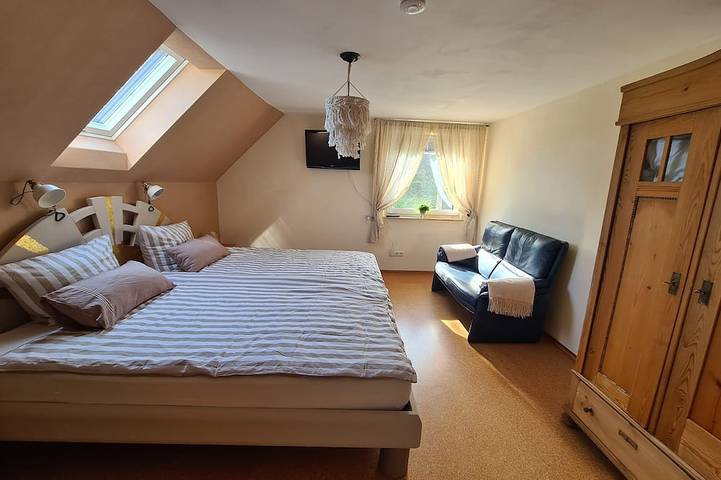 Ferienhaus für 8 Personen, mit Terrasse und Garten in Naturpark Obere Donau - 4