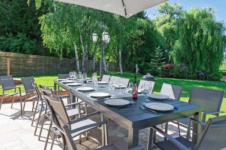 Location de vacances pour 14 personnes, avec piscine à Authon-du-Perche - 2