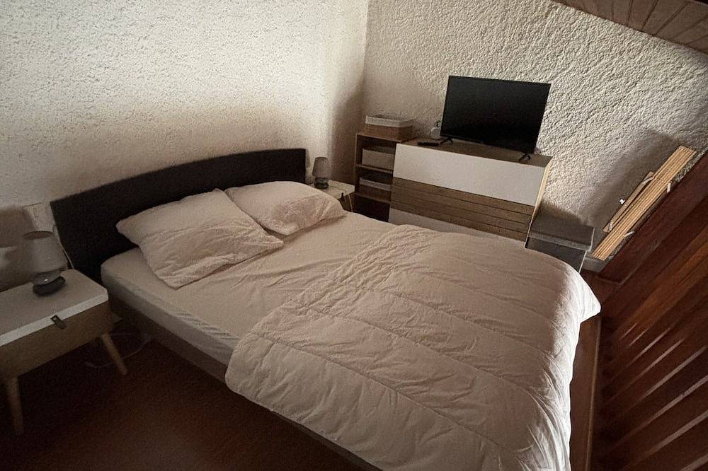 Entire apartment, Duplex 5 Personnes Max. Idéal Pour une Famille. Proche de Toutes Commodités ! in La Bourboule, Volcans d'Auvergne Regional Nature Park