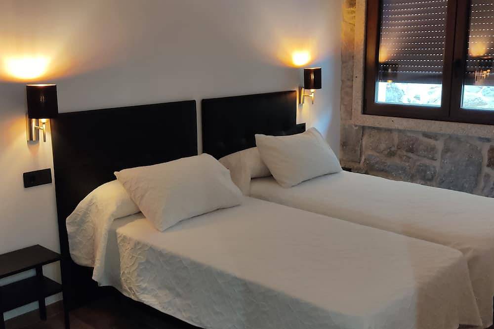 River Canyon House in Meis, Costa de Galicia