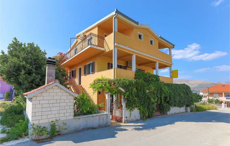 Apartament wakacyjny dla 5 osób, z Taras w Okrug Donji