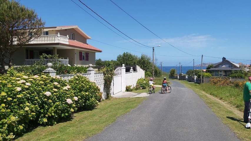 Apartamento para 6 personas, con Terraza además de Jardín y Vistas en Malpica de Bergantiños