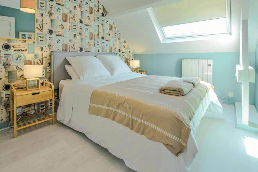 Gorgeous home in Saint-Germain-sur-Ay with Wifi in Saint-Germain-sur-Ay, Région de Coutances