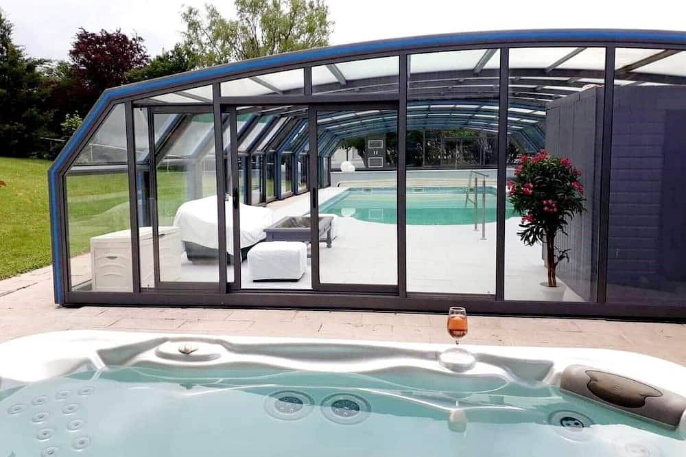 Appartement entier, Meublé avec Spa (piscine, sauna, jacuzzi) \"Les Papillons de la Bruche\" classé 3* in Dinsheim-sur-Bruche, Bas-Rhin Alsace
