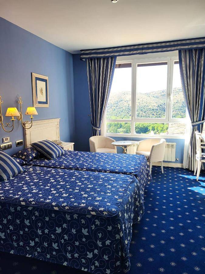 Hotel para 2 personas, con jacuzzi - 1