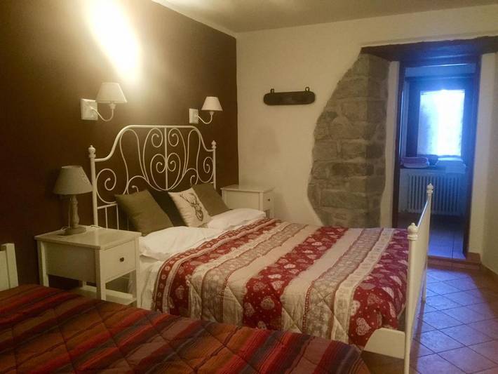 Gîte pour 4 personnes, avec vue et terrasse à Riolunato