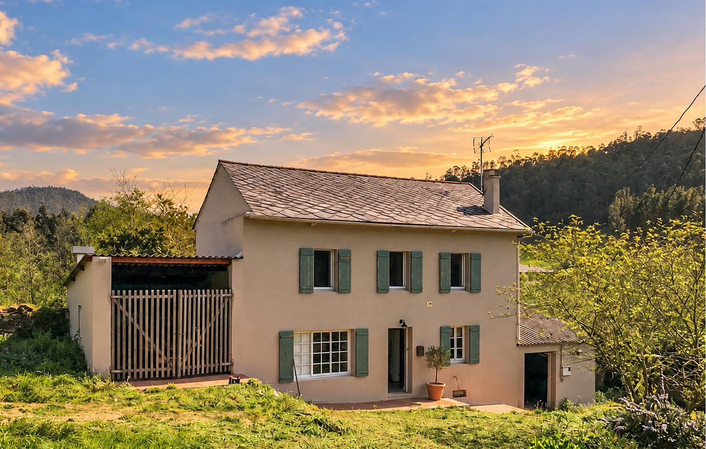 Appartement de vacances entier, Appartement avec vue sur la mer, terrasse, jardin et Internet in Ortigueira, Rías Altas