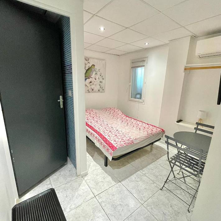 Maison d’hôte pour 2 personnes, avec piscine ainsi que terrasse et jardin à Agde - 4