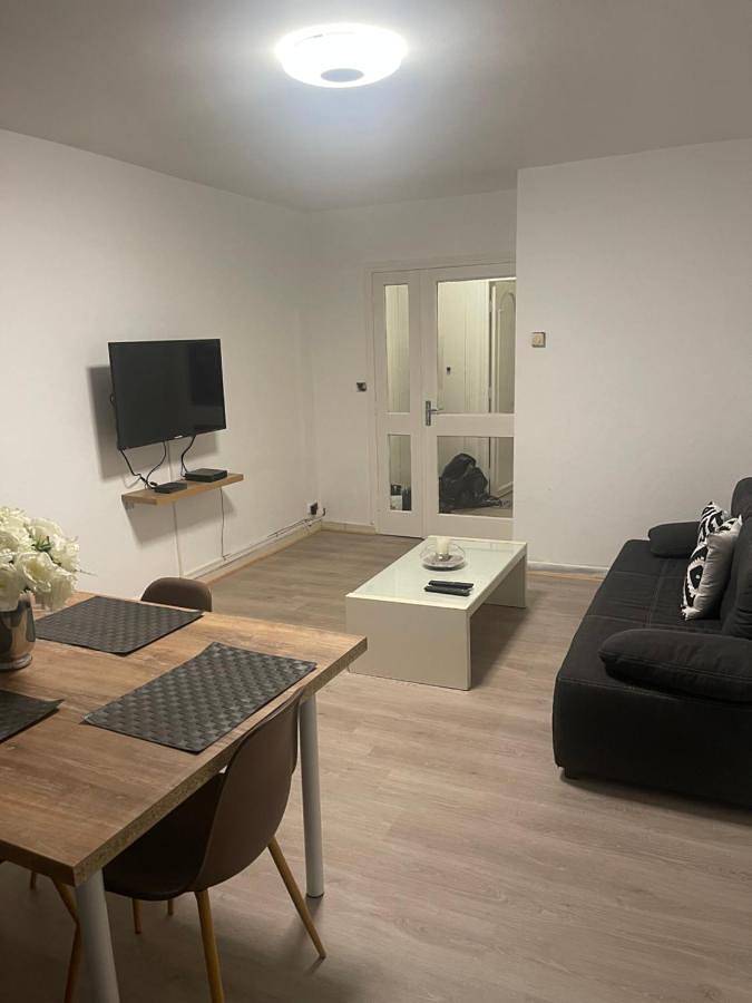 Gîte pour 6 personnes, avec Terrasse et Vue à Wattignies