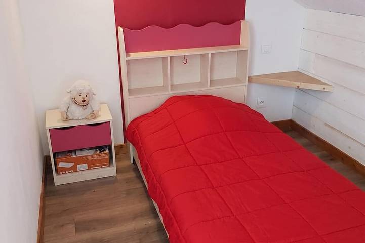 Gîte pour 7 personnes, avec terrasse et jardin, animaux acceptés à La Longeville - 2