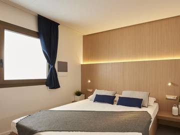 Lodge for 5 Guests in Roquebrune-sur-Argens, Var, Picture 2