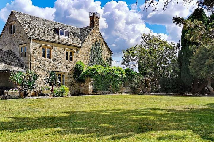 Casa de vacaciones para 14 personas, con jardín - 1