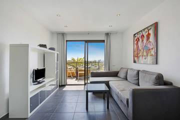 Apartment for 10 People in Nuevo Horizonte, Antigua, Photo 1